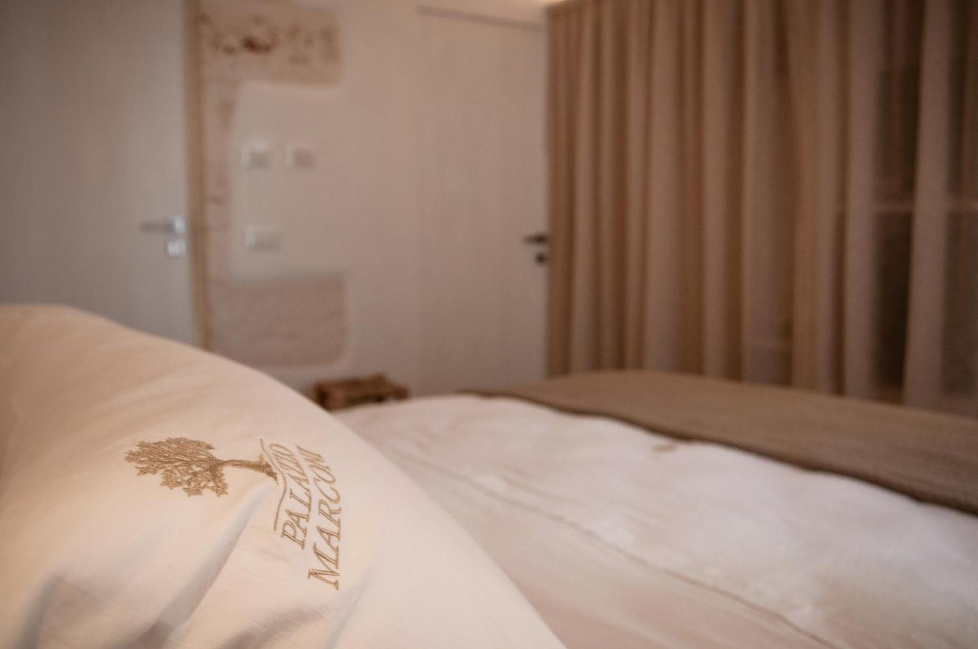Hotel Palazzo Marconi Locorotondo Esterno foto